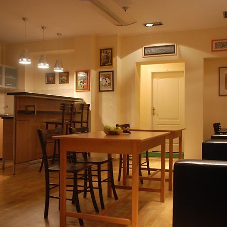 Hostel Jasmin เบลเกรด ภายนอก รูปภาพ